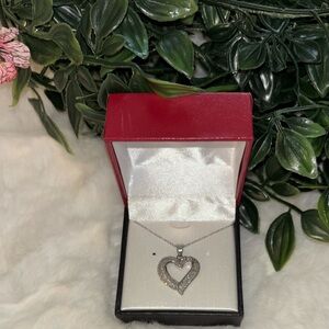 S925 Sterling silver Diamond Paved Heart pendant Necklace -NIB Valentines 💌 Gift